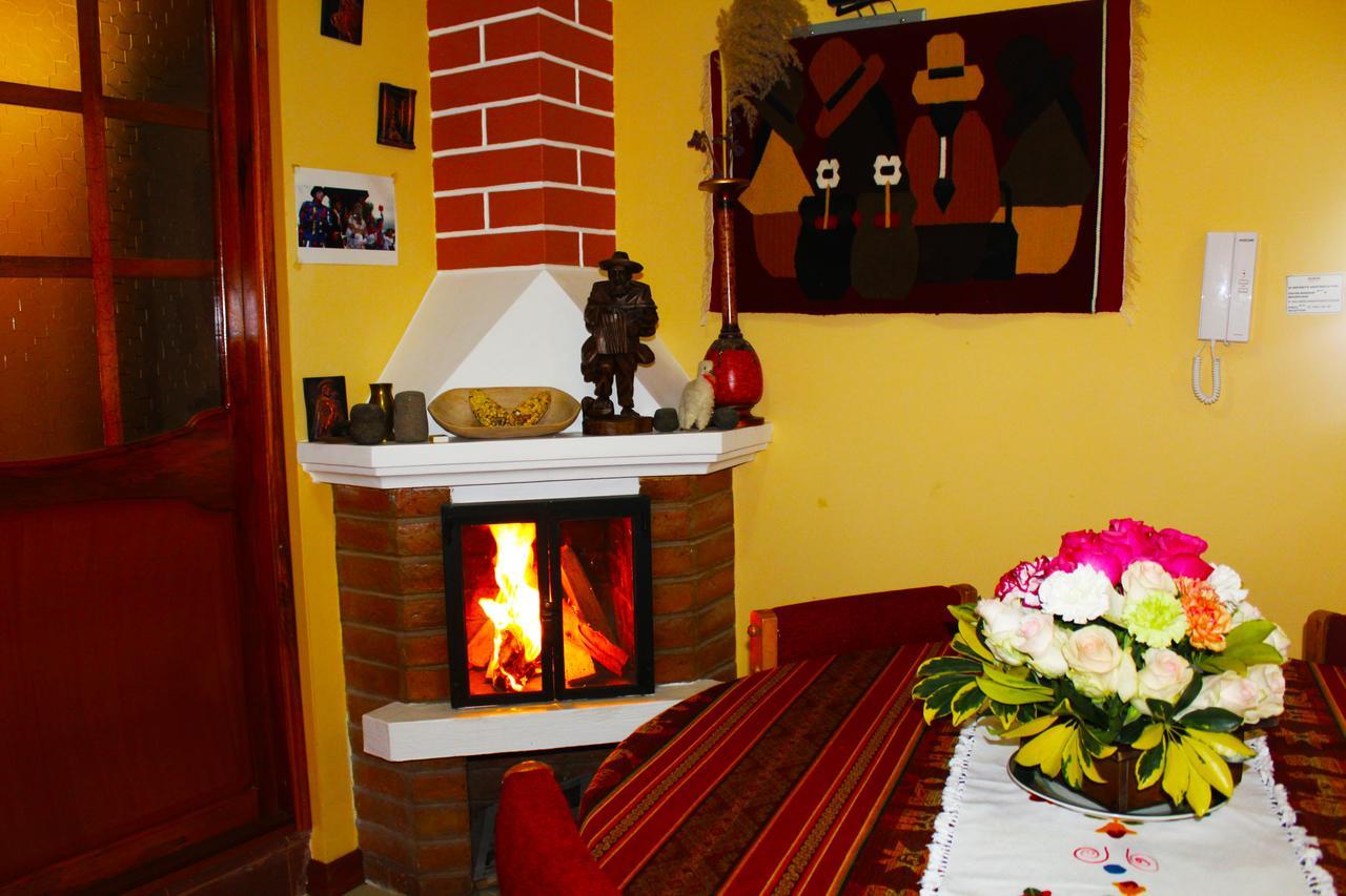 مبيت وإفطار اوتابالو Casa De Luis المظهر الخارجي الصورة
